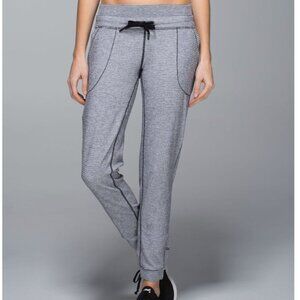 Lululemon Base Runner Pant - Jogger Sweatpants-  White Heathered Black- 2